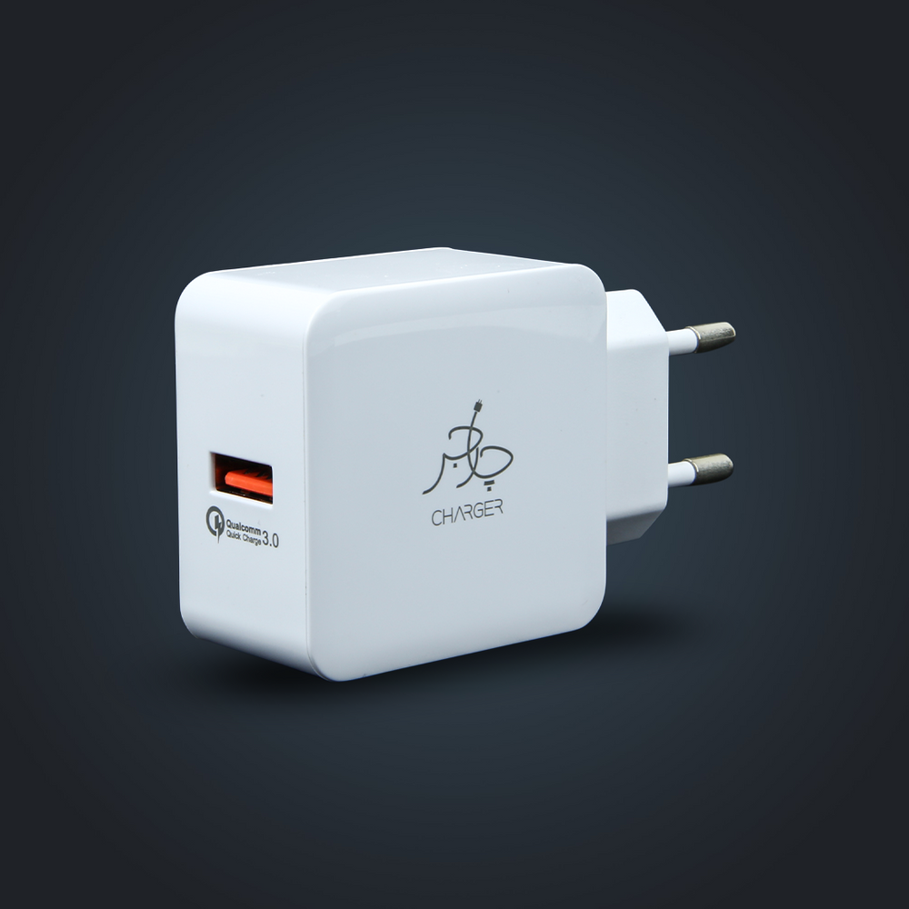 The Traveler’s Guide: Why Your Charger is the Most Important Thing in Your Bag